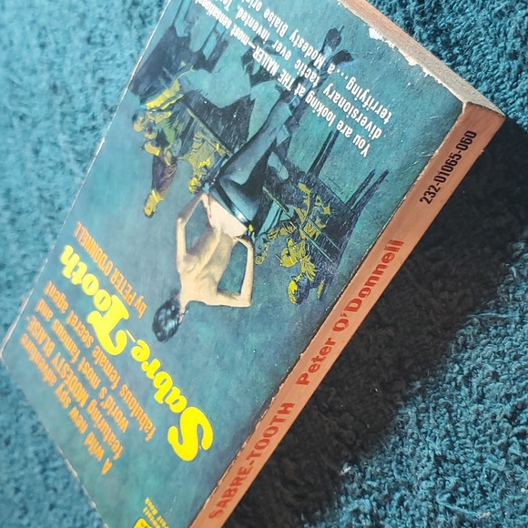 Sabre-Tooth - Picture 3 of 4